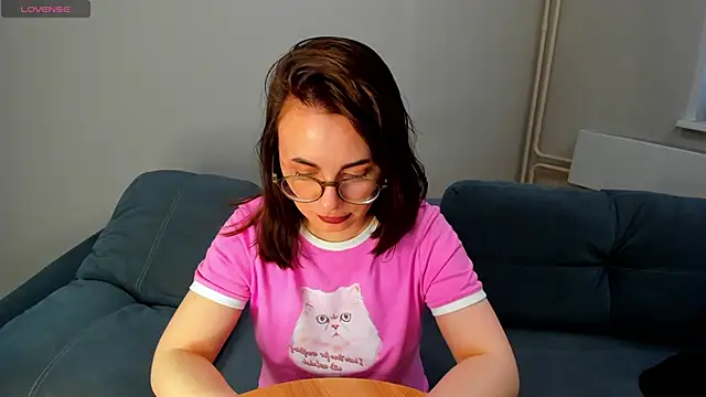 MewStella – Naživo XXX chat