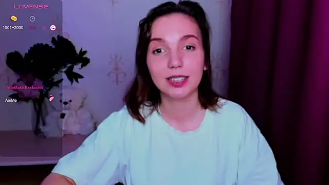 Živý XXX chat KindHazelHere_