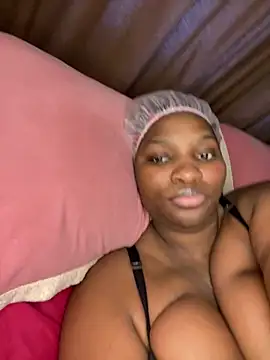 XXX chat uživo modela Blackpinkylips2025
