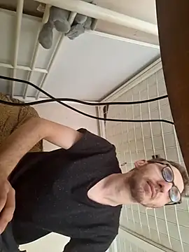 MattedOdobenus 在線直播表演