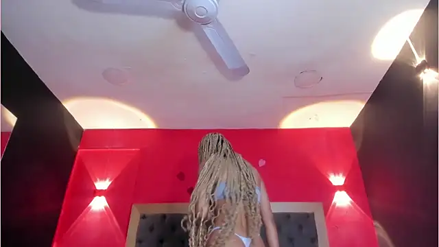 Chat XXX Live YayaHilton