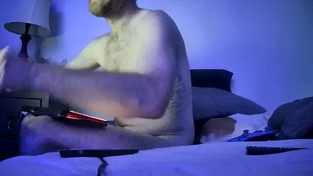 Tiggitytomociti: вебкам-шоу