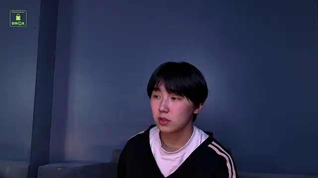 HeejinWangのウェブカメラショー