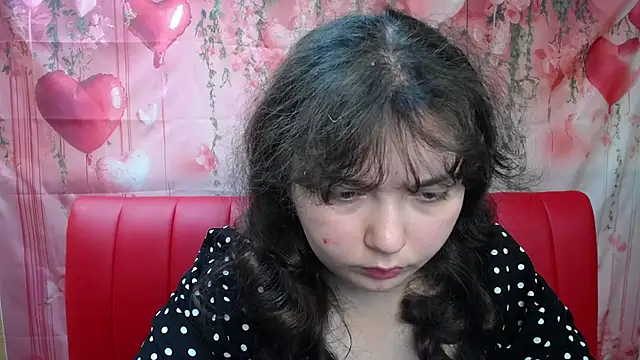 NeonilaLisova élő XXX-chatje