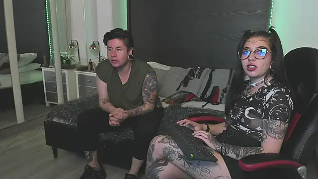 inkedsinners_のライブXXXチャット
