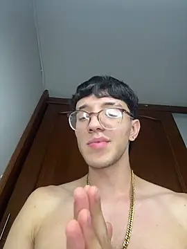 ArthurDavies-'s Live XXX Chat
