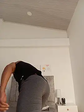 Dante_Knox Chat XXX in diretta