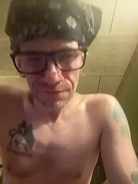 Chatroom XXX en direct de johnyupinya