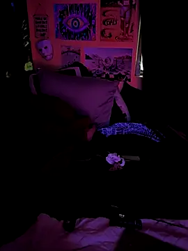 Czat XXX na żywo – Mic_Oxinner