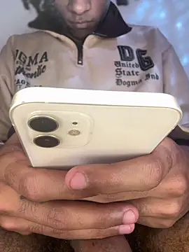 Czat XXX na żywo – XtemptationX_
