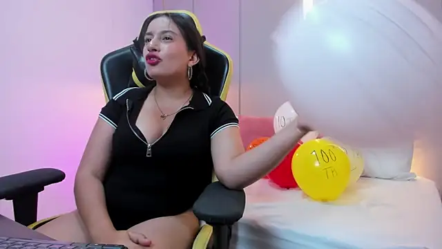 Chatroom XXX en direct de kira_relish