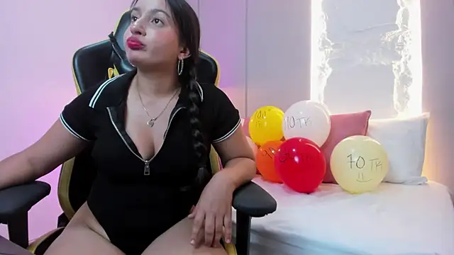 دردشة kira_relish الجنسية المباشرة