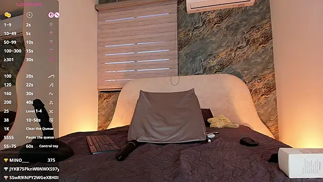 XXX chat uživo modela abril_torres_