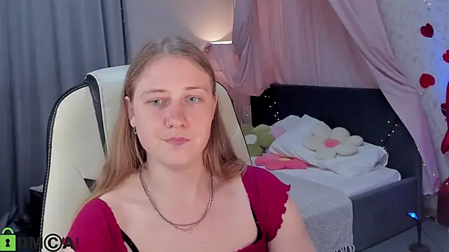 Olivia_Iv élő XXX-chatje