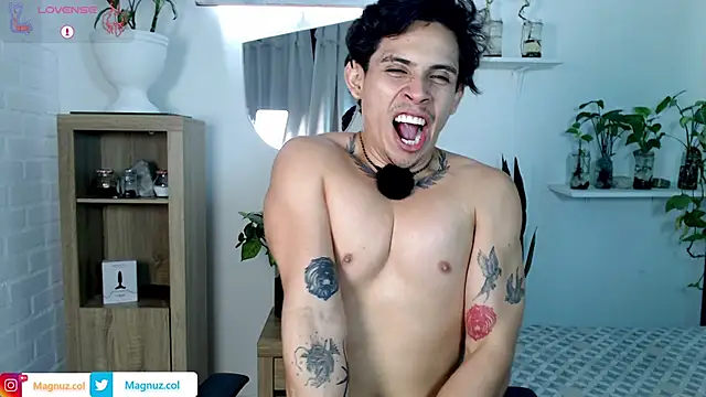 Magnuz_Col Webcamshow
