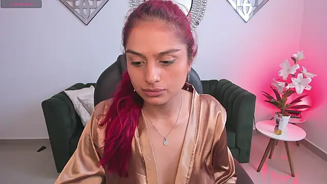 Chat +18 de Raven-reyess ao vivo