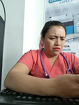 Chat XXX ao vivo de Nurse_Alice-7