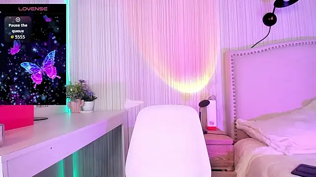 ashleey_doll's Webcam Show