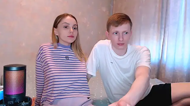 juliaanddima webkamerás műsora