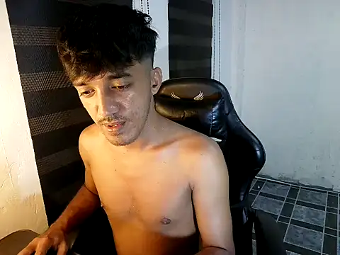 Živý XXX chat RowyCam