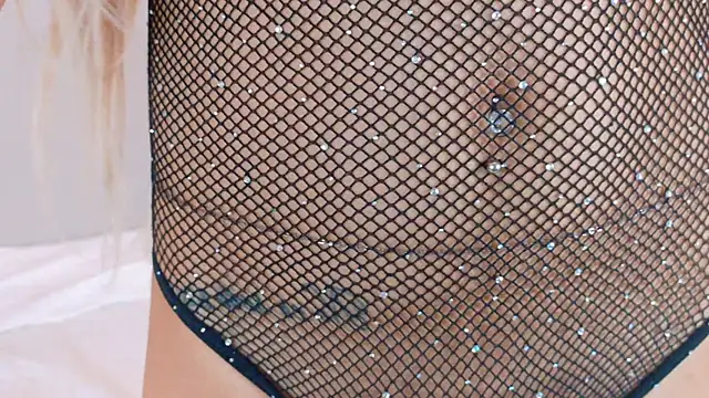 ZoeyPetit webcam show