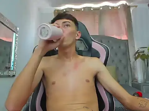 Вебкам-шоу MichaelVasquex