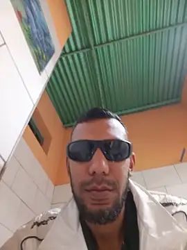 Chat +18 de UnreadyChutzpa ao vivo