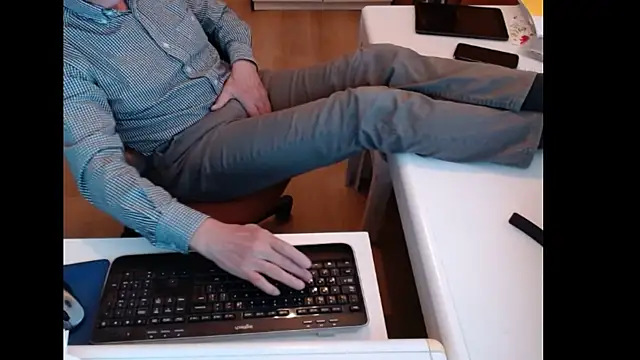 dutchpornking ওয়েবক্যাম শো
