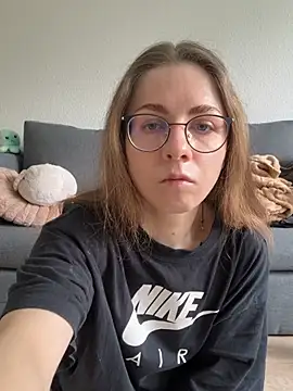 SweetLuna96 live XXX chat