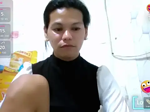 عرض كام HugeAgatha