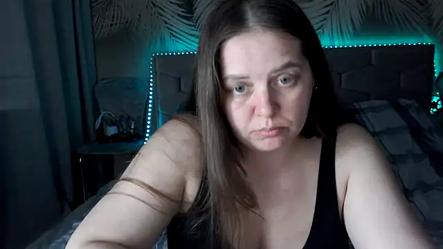uliastar's Live XXX Chat