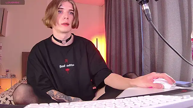 midwestemoqueen Adlı Modelin Web Kamerası Şovu
