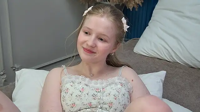 LilianHowards Adlı Modelin Canlı XXX Sohbeti