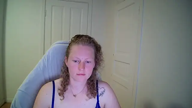 Girlnina-1995 Webcam Show