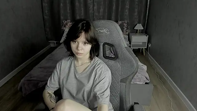 Loly_Cuttie 网络视讯表演