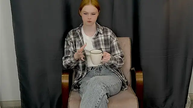 GenaBullett 라이브 XXX 채팅