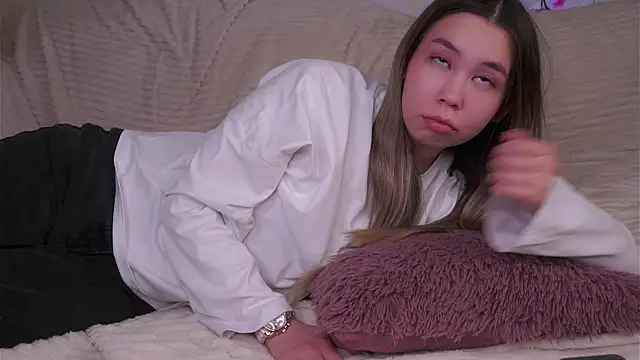 Czat XXX na żywo – RoxanneCrandal