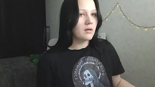 Tori_cute Chat XXX in diretta