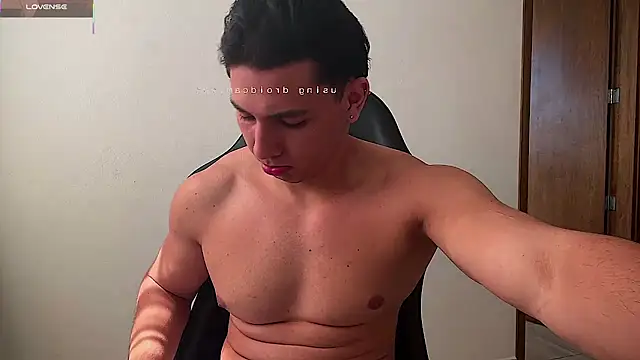 عرض كام Maxx_valiant