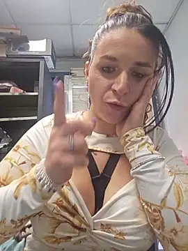 Sarajaymicorazon088's Live XXX Chat