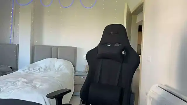 PrincesSsLilu's Live XXX Chat