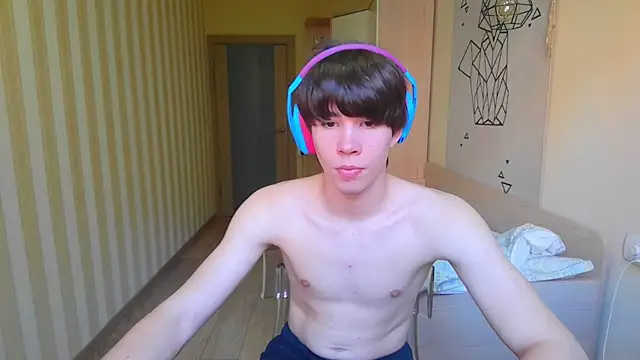 Show modela gayGamogey na web-kameri