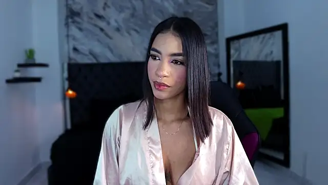 kitty_collins_'s Live XXX Chat