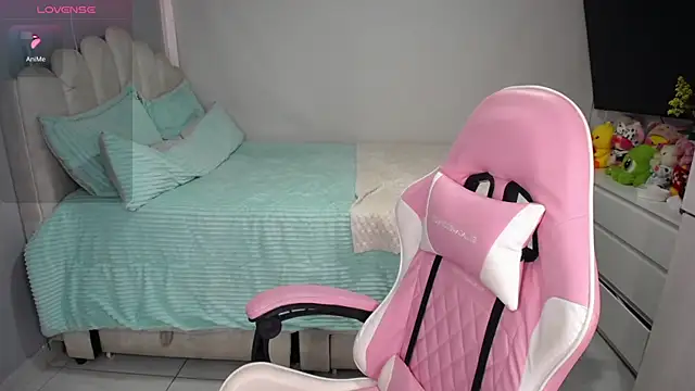 softkiss_x's Live XXX Chat