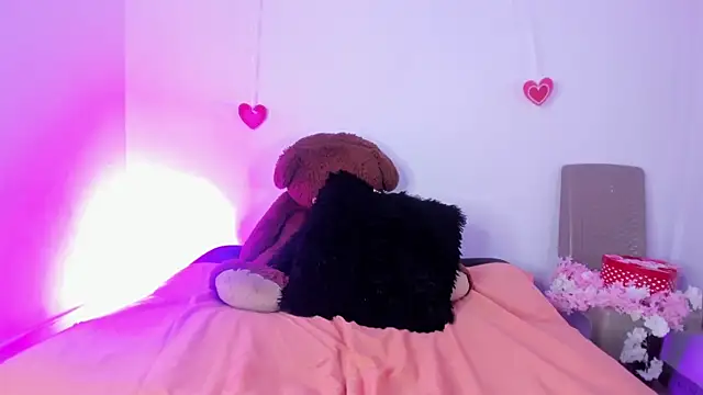 Chatroom XXX en direct de DarkieSweet