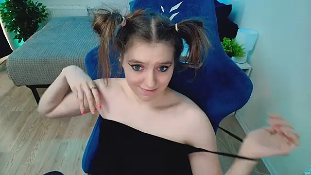 CranberryHot live XXX chat
