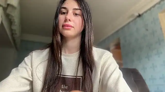 LiluMartiznir live XXX chat