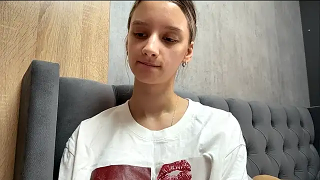 Tiffany_Blom's Webcam Show