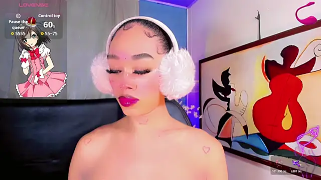 _ChanellR_ élő XXX-chatje