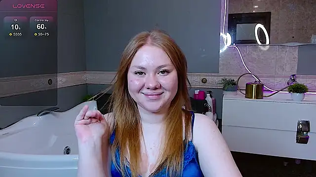 AlexaaBee: онлайн-секс-чат